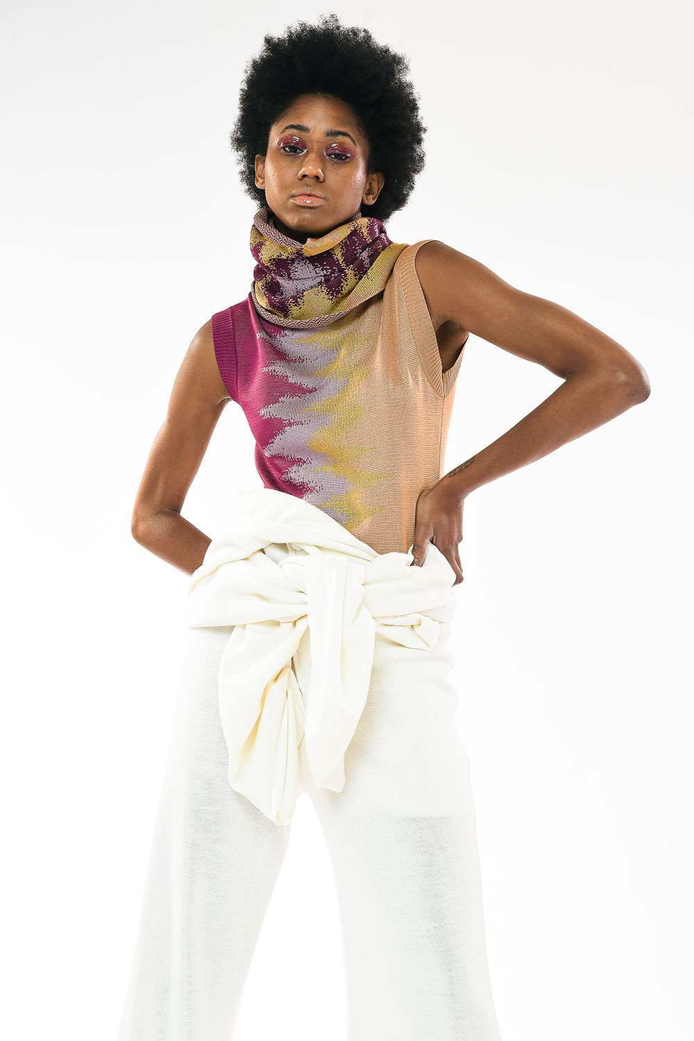 https://accademiacostumeemoda.it/talents2022/wp-content/uploads/2022/07/Taruschio-Chiara-shooting-03.jpg