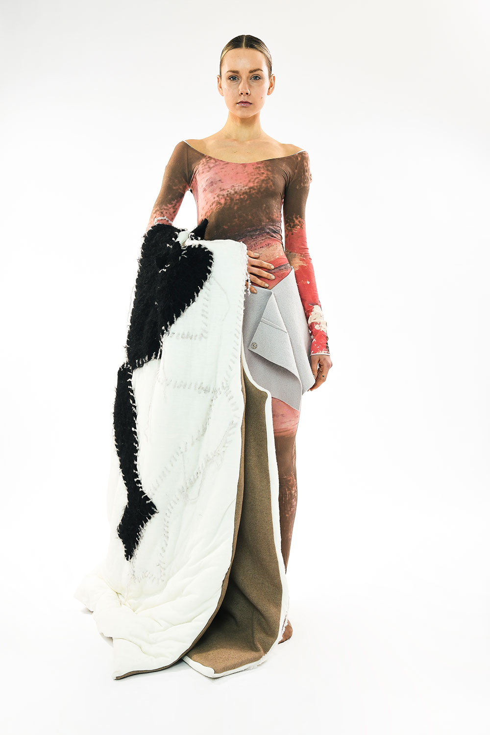https://accademiacostumeemoda.it/talents2022/wp-content/uploads/2022/07/belfiore-eleonora-shooting-02.jpg