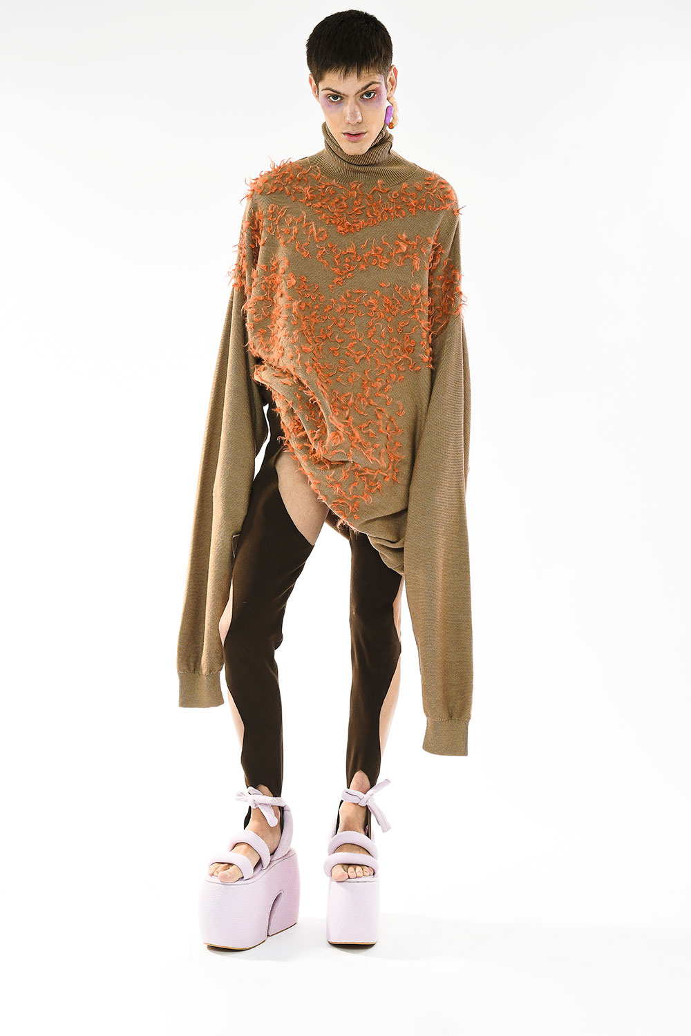 https://accademiacostumeemoda.it/talents2022/wp-content/uploads/2022/07/delise-pasquale-shooting-02.jpg