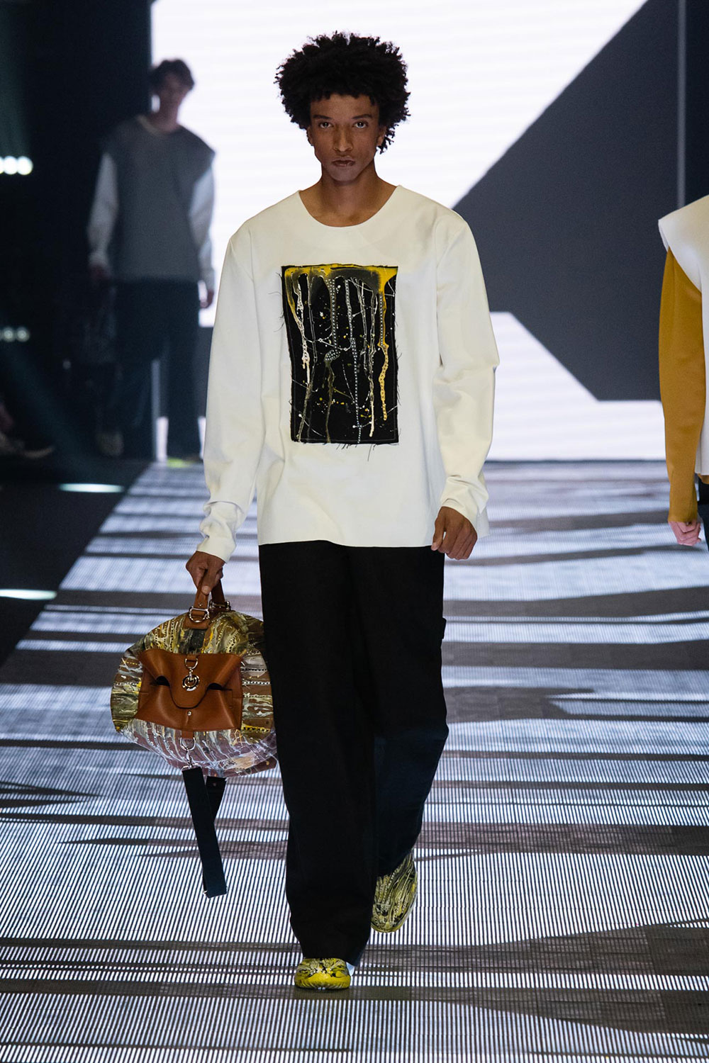 GIANLUIGI VITALE UNUSUAL ABORIGINAL Catwalk 2