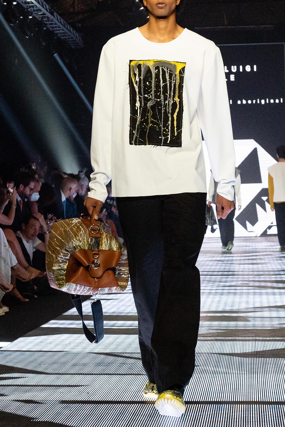 GIANLUIGI VITALE UNUSUAL ABORIGINAL Catwalk 11