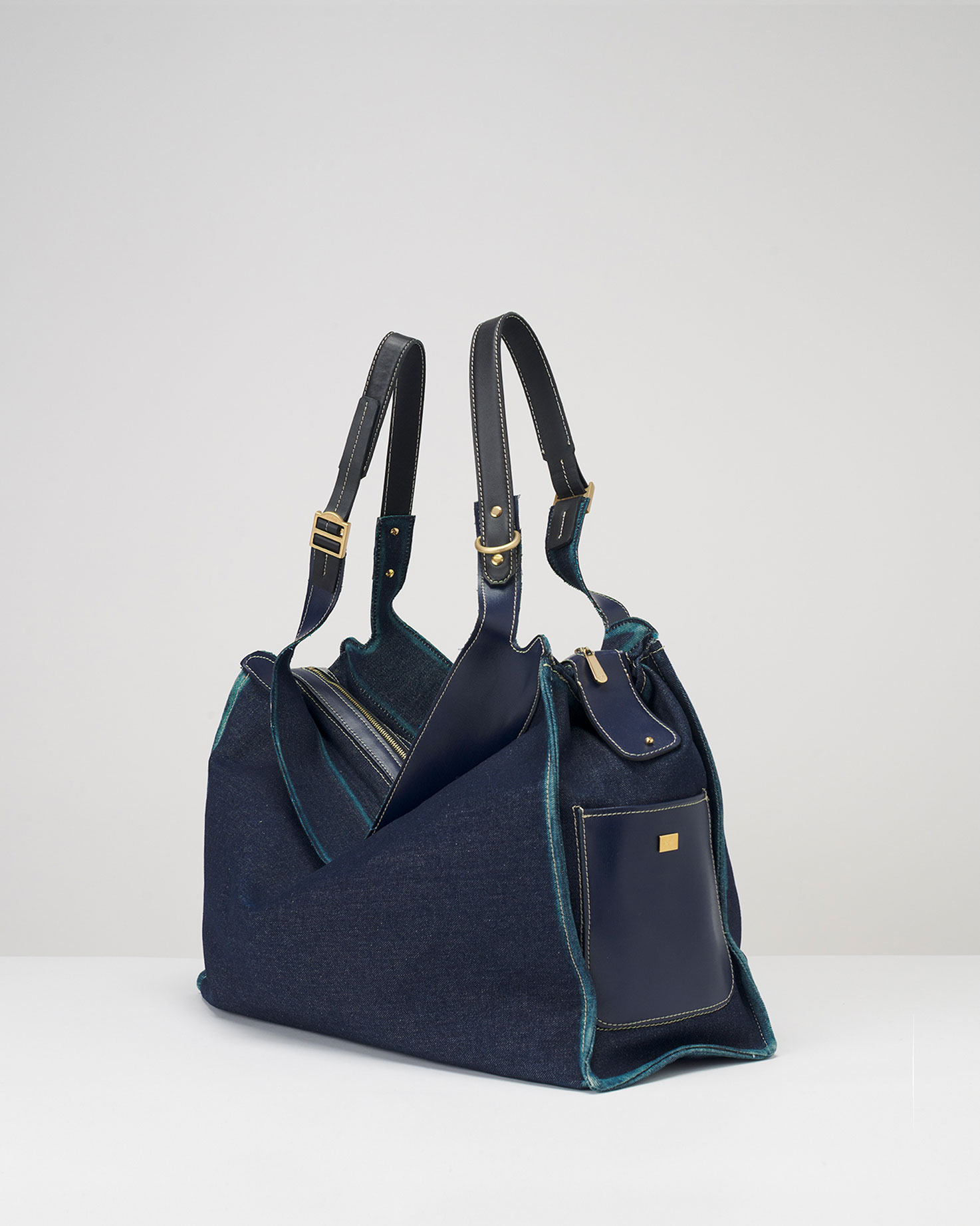 Gayatri Kadiri – Ferragamo